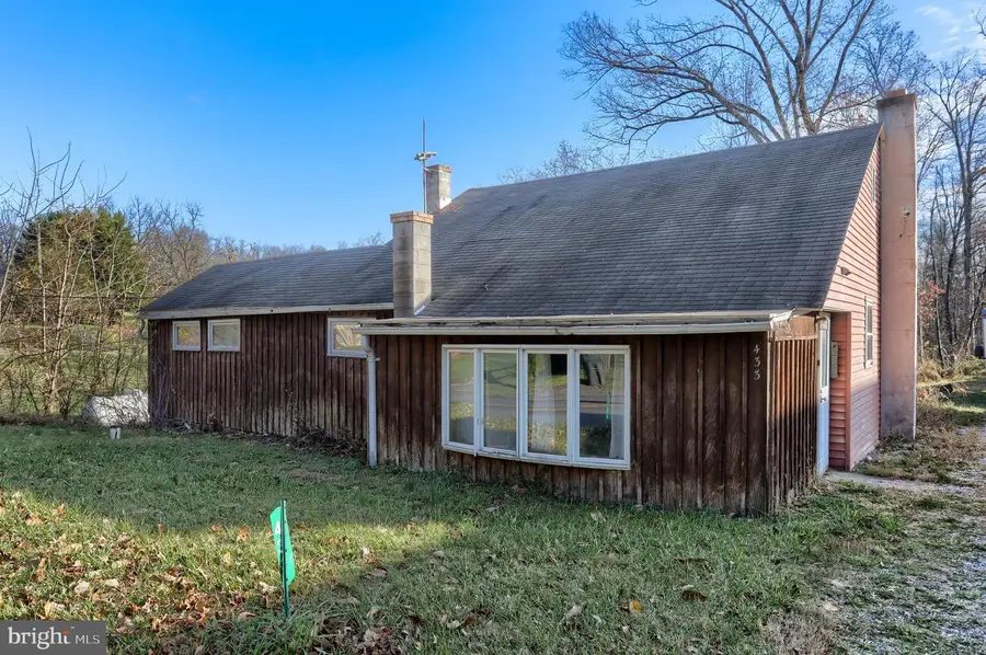 433 Sheep Hill Rd, Newmanstown, PA 17073 - Image #3