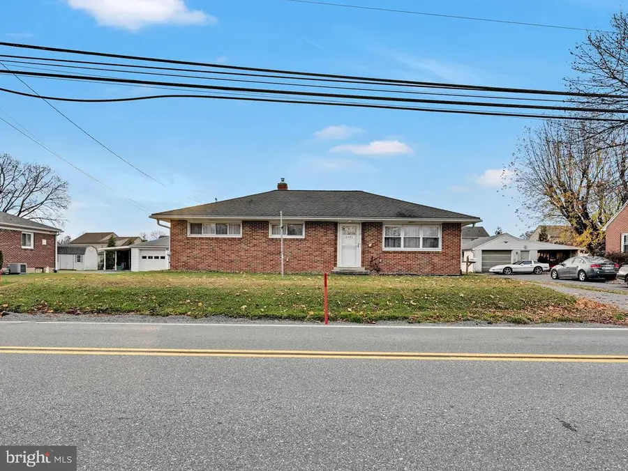 1931 S Forge Rd, Palmyra, PA 17078 - Image #2