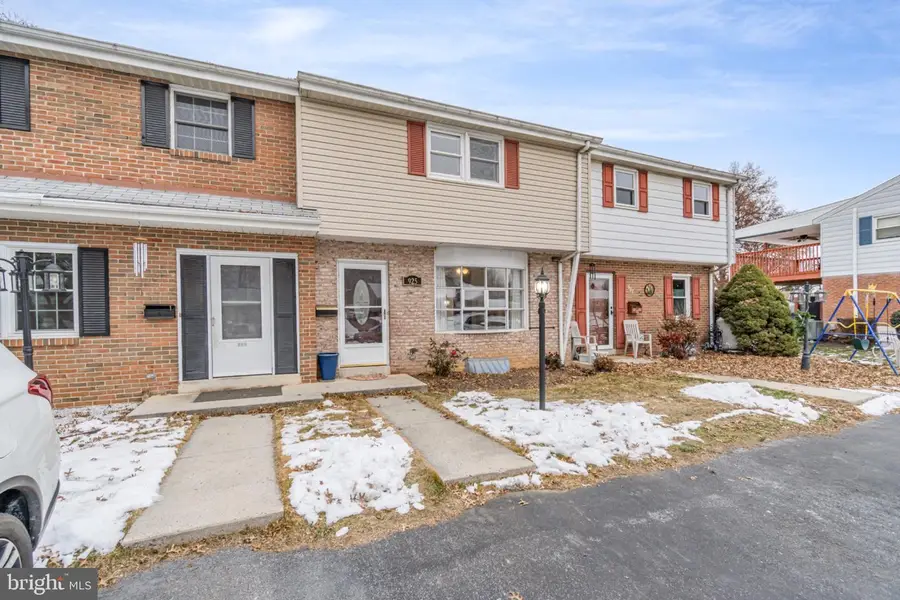 925 E Oak St, Palmyra, PA 17078 - Image #2