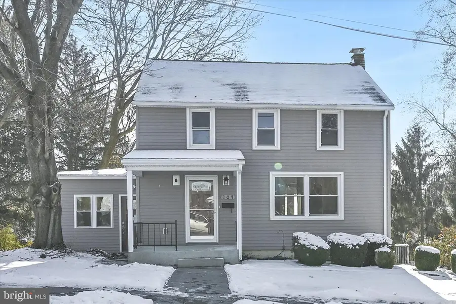 104 Locust St, Annville, PA 17003 - Image #2