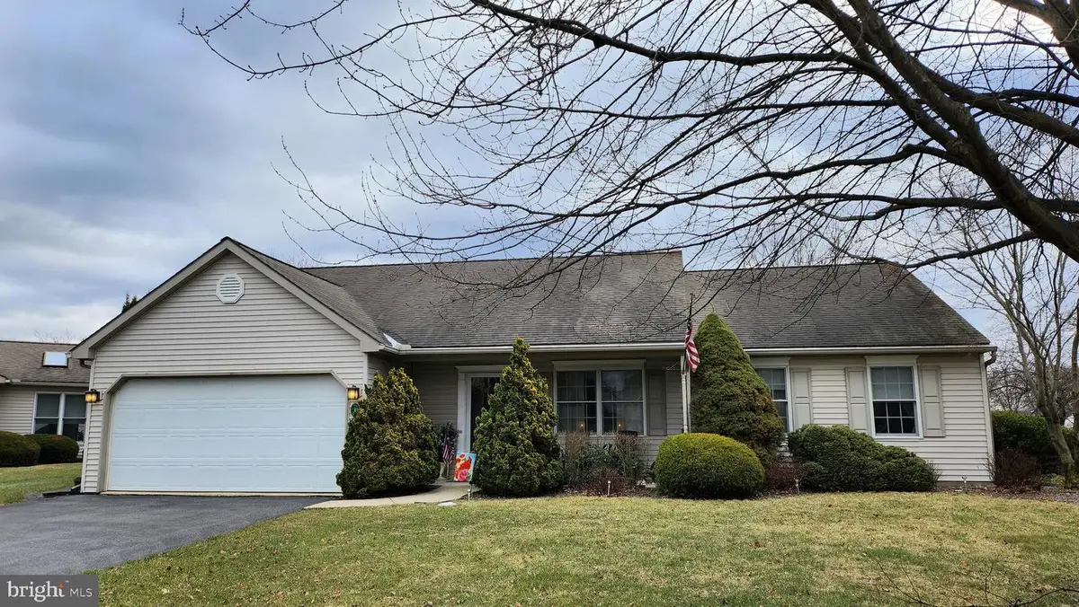 1 Thorndale Dr, Myerstown, PA 17067 - Image #1
