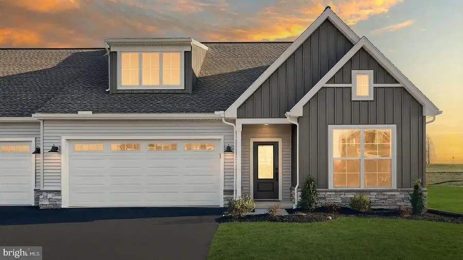 35 Canterbury Ln, Annville, PA 17003 - #2