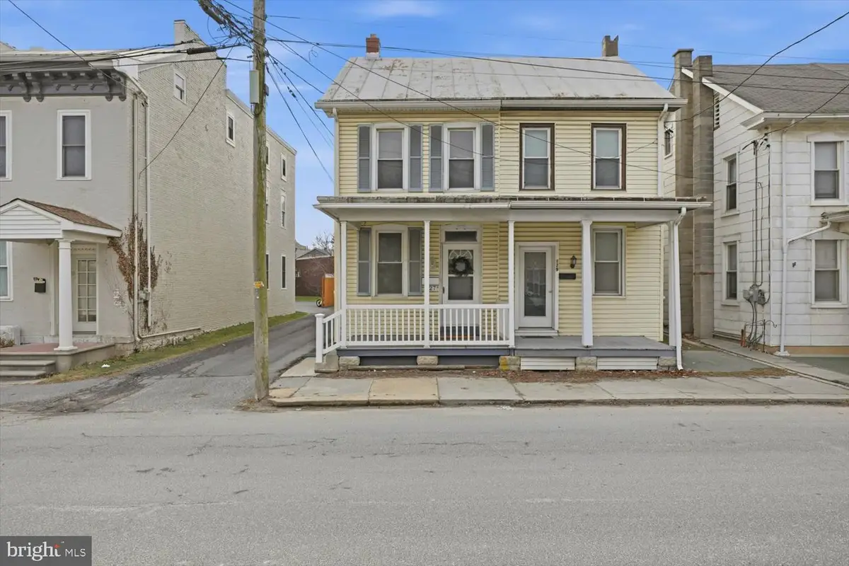 127 N Railroad St, Annville, PA 17003 - Image #1