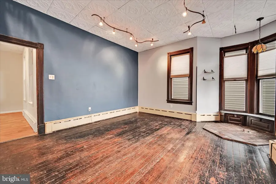 7 E Penn Ave, Cleona, PA 17042 - #3