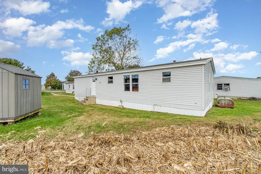 526 Palm City Park, Annville, PA 17003 - Image #2