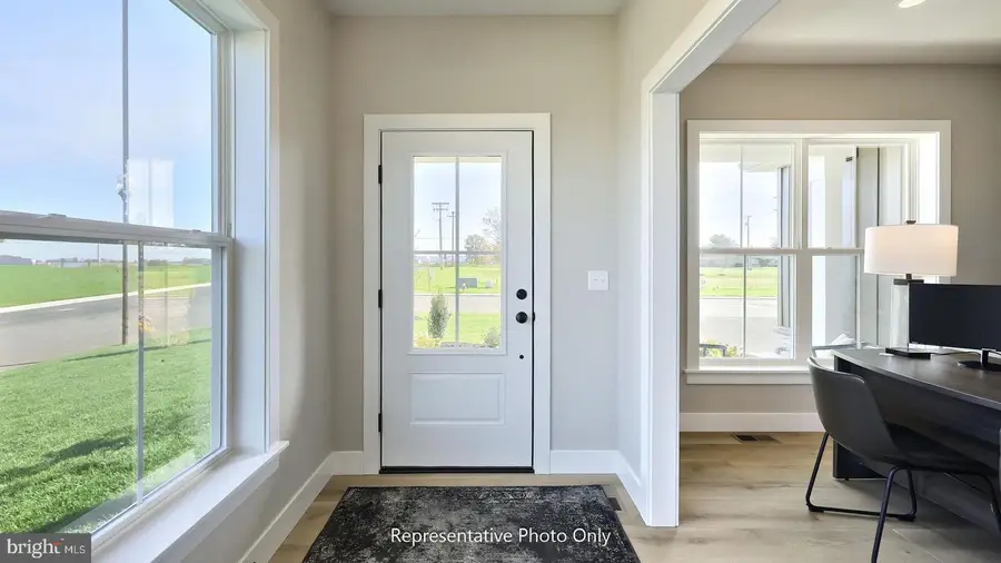 41 Canterbury Ln, Annville, PA 17003 - Image #3