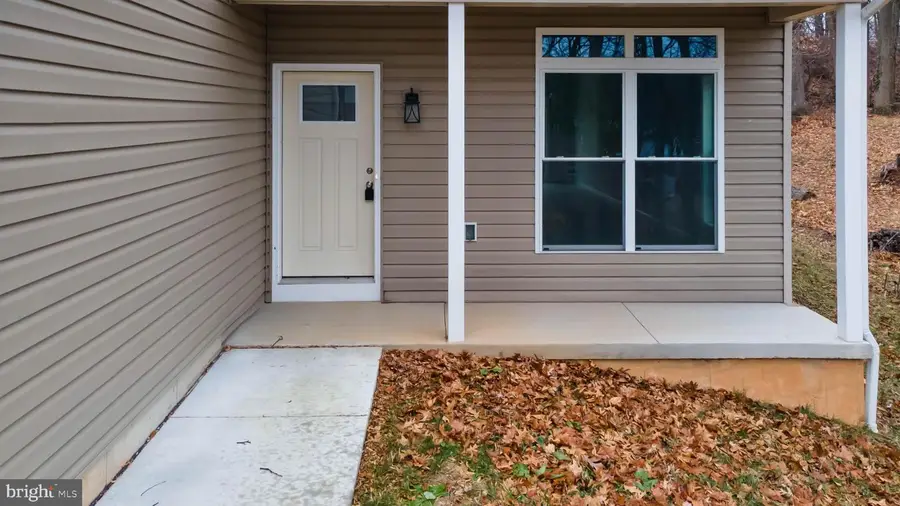 1735 Quarry Rd, Lebanon, PA 17046 - #3