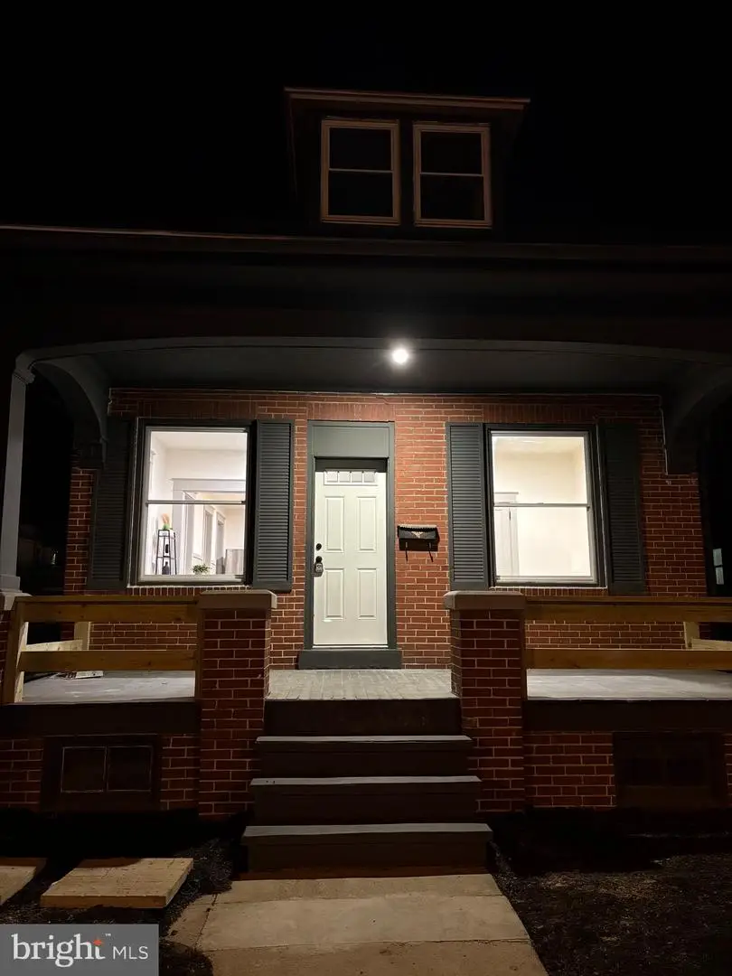 207 E Lehman St, Lebanon, PA 17046 - #2