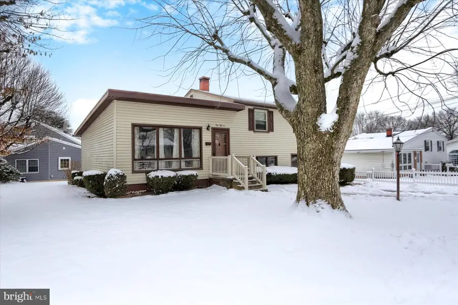 456 E Elm St, Lebanon, PA 17042 - #2