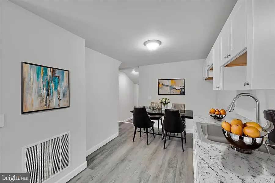 1619 1/2-1/2 1/2 Center, Lebanon, PA 17042 - #2