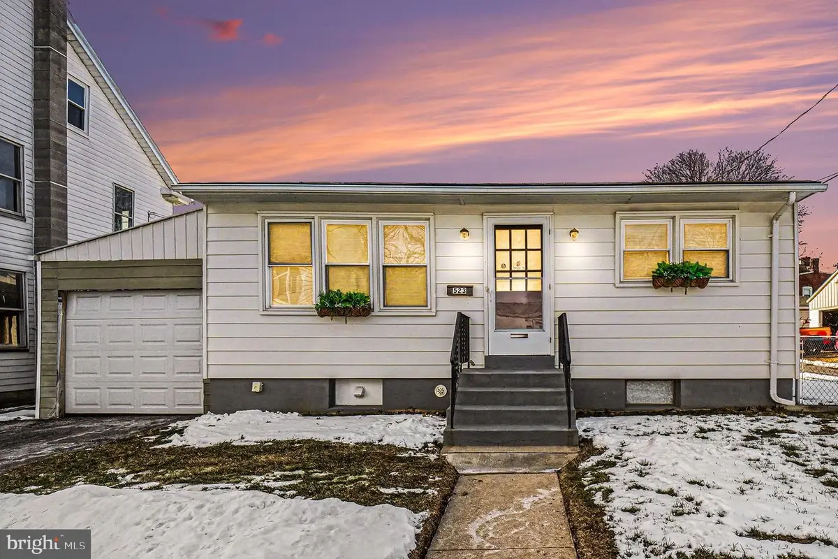 523 Bollman St, Lebanon, PA 17042 - Image #1