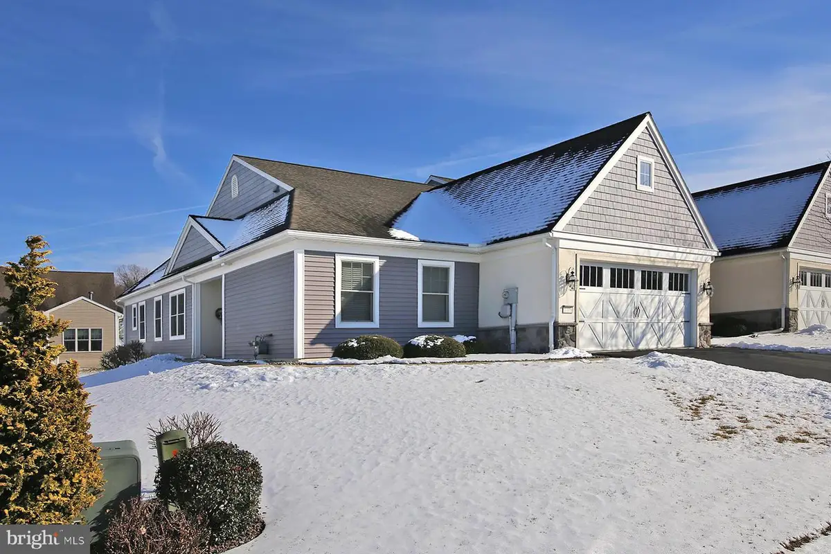 1005 Great Hall Dr, Lebanon, PA 17042 - #1