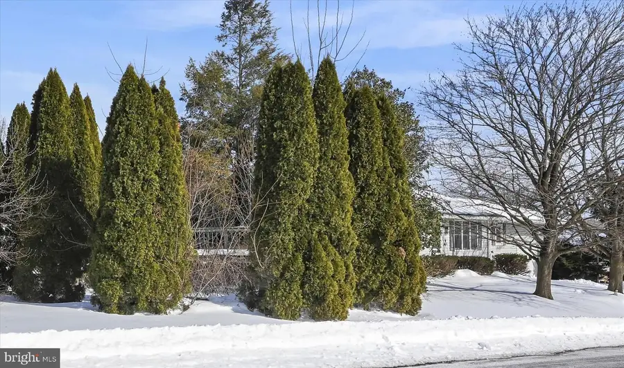 512 School Dr, Fredericksburg, PA 17026 - Image #3