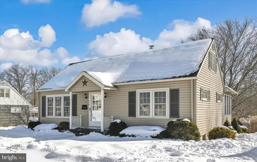 538 W Locust St, Lebanon, PA 17042 - Image #2