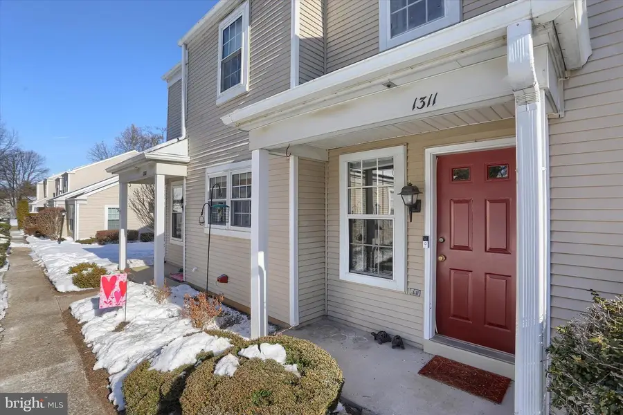 1311 Cambridge Ct, Palmyra, PA 17078 - #3