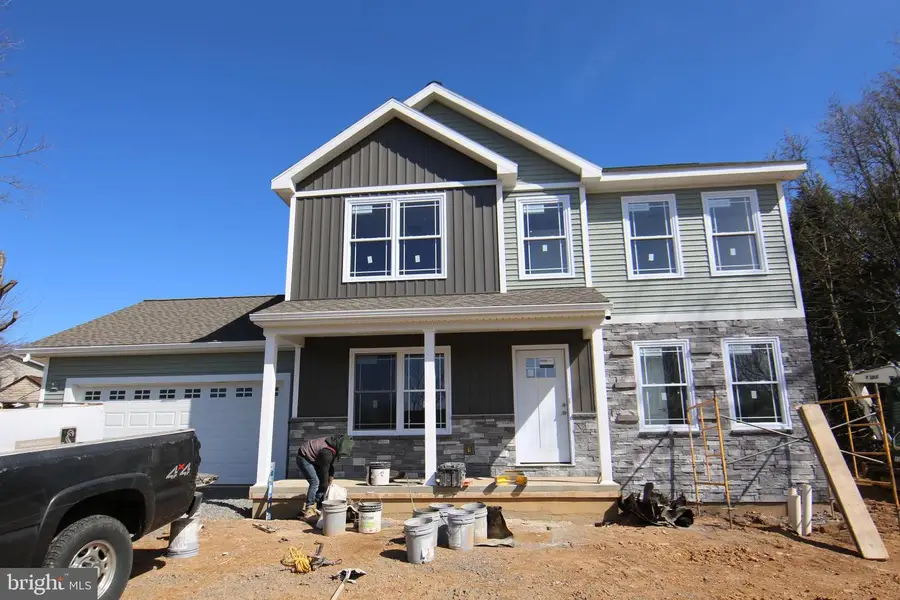 158 N Fisher St, Jonestown, PA 17038 - #2