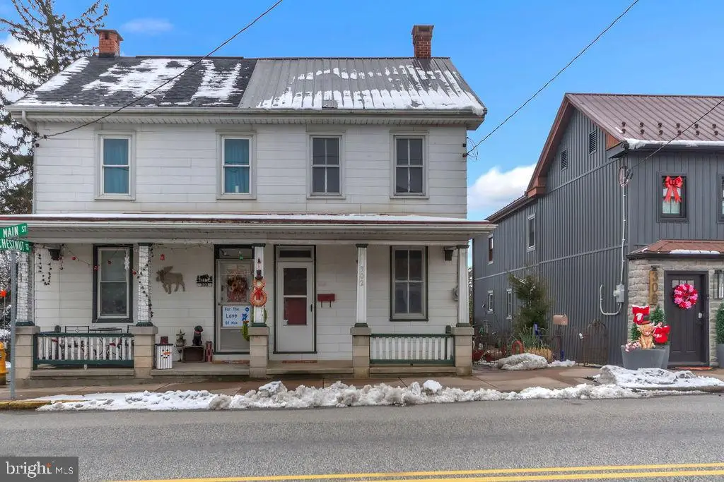302 W Main St, Annville, PA 17003 - #1
