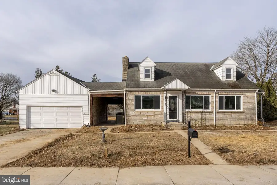 625 N Lincoln St, Palmyra, PA 17078 - #2