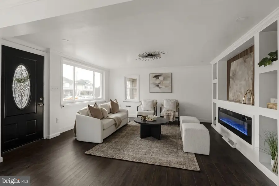 625 N Lincoln St, Palmyra, PA 17078 - #3