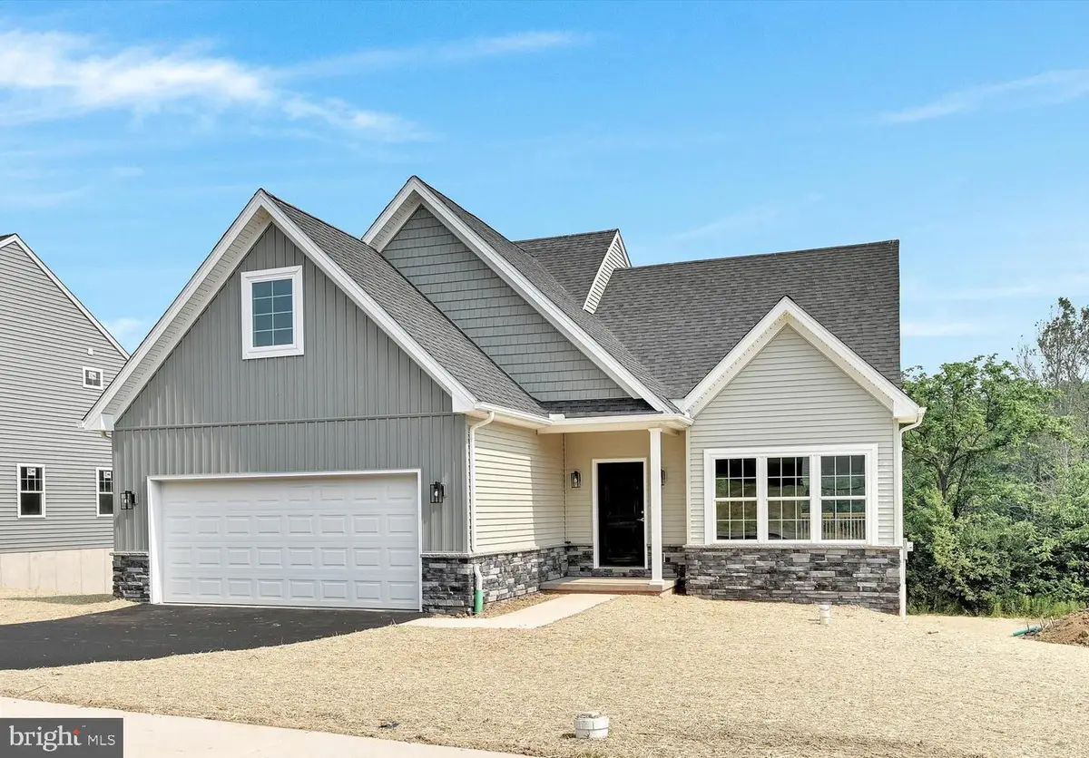 10659 Jonestown Rd, Annville, PA 17003 - #1