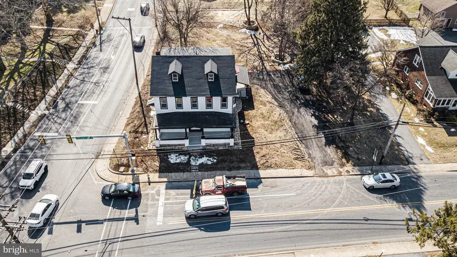 1006 Colebrook Rd, Lebanon, PA 17042 - #3