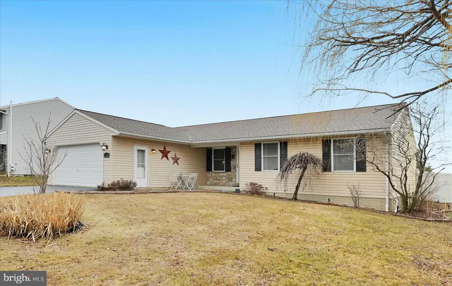 150 Sweetwater Ln, Newmanstown, PA 17073 - #2