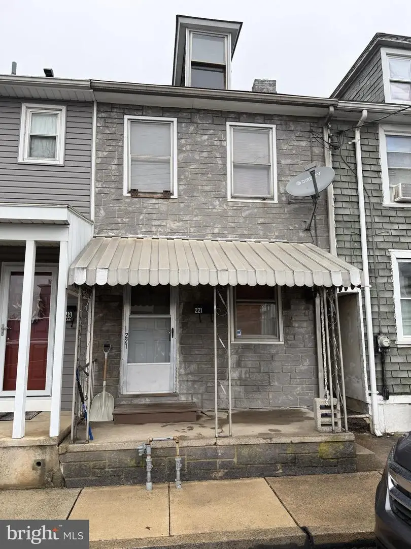 221 E Guilford St, Lebanon, PA 17046 - #2