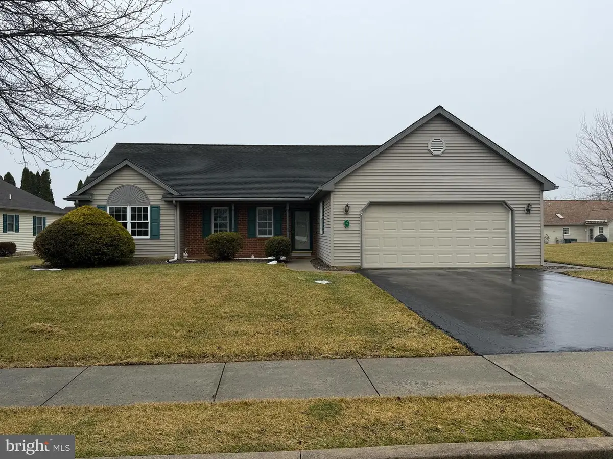 4 Rosemont Dr, Myerstown, PA 17067 - #1