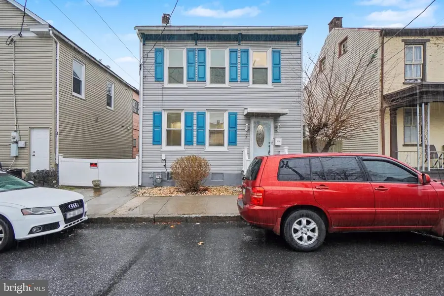 808 Locust St, Lebanon, PA 17042 - #2