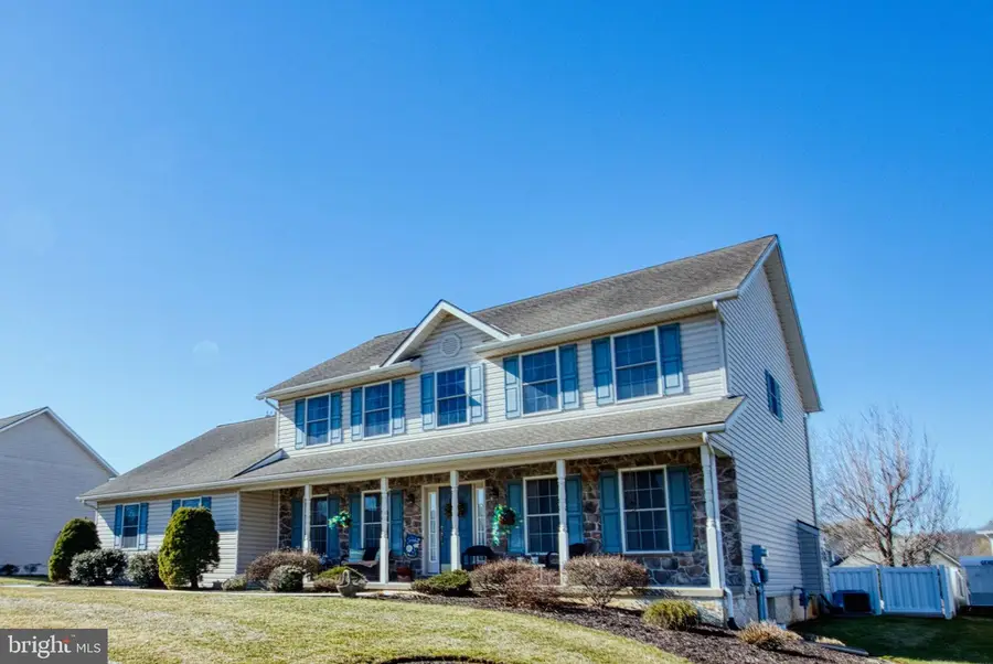 28 Norfolk Ln, Lebanon, PA 17042 - #2