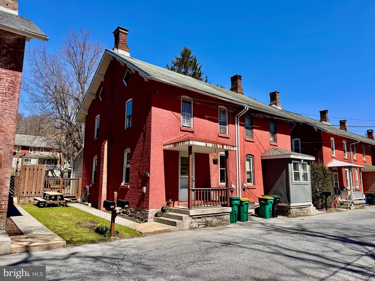 356 Granite St, Lebanon, PA 17042 - #1