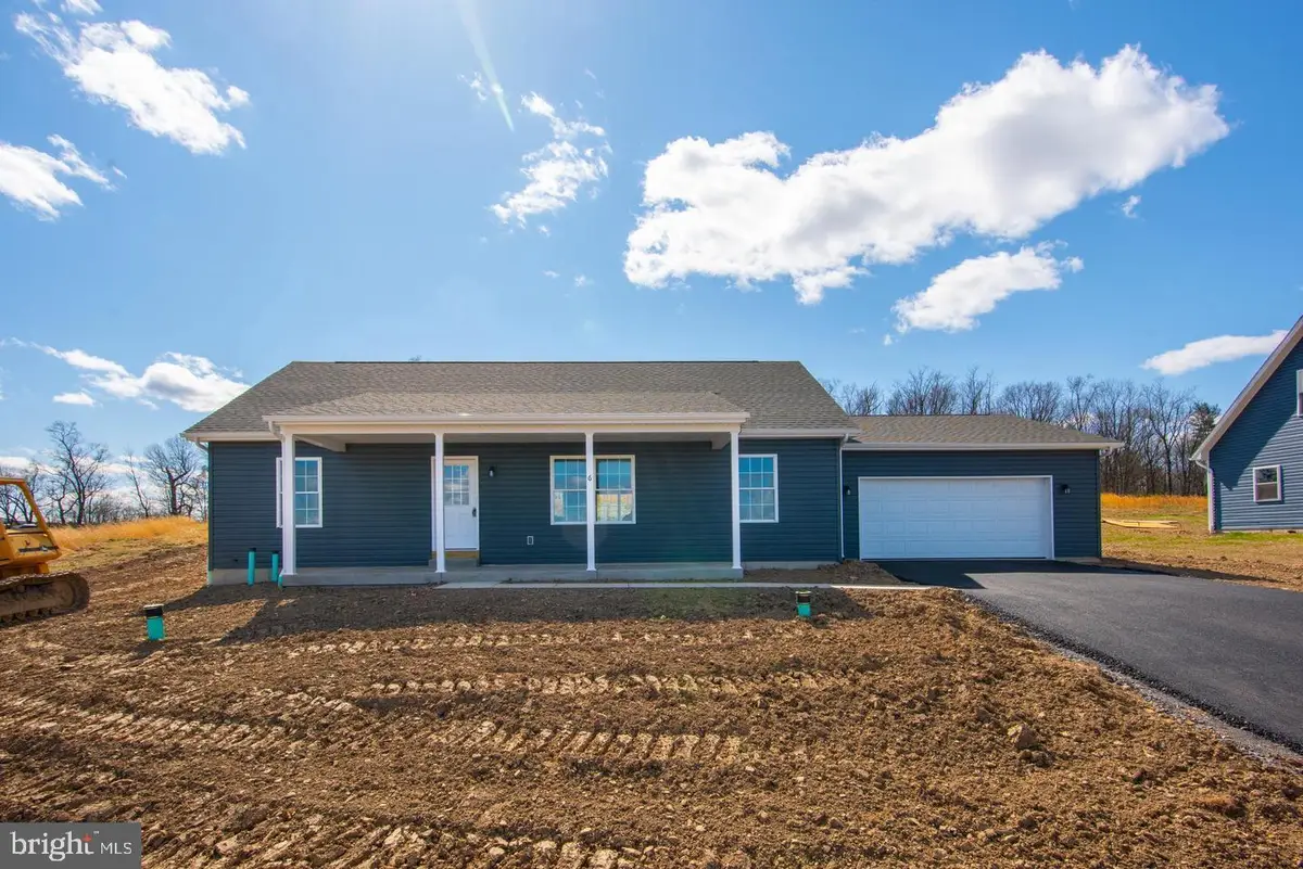 230 Monroe Valley Dr, Jonestown, PA 17038 - #1