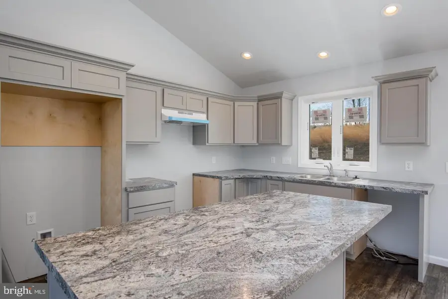 230 Monroe Valley Dr, Jonestown, PA 17038 - #2