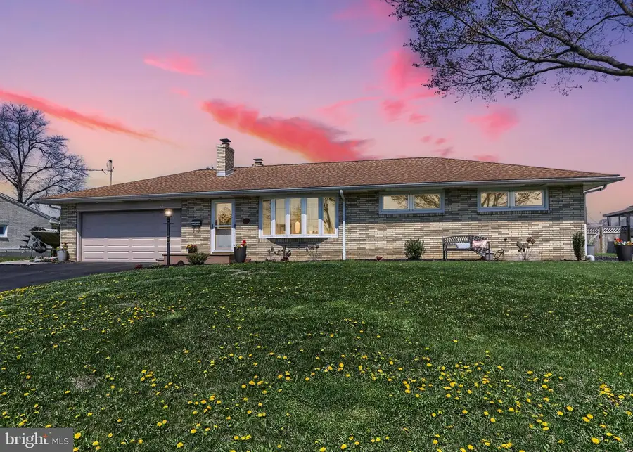 811 E Canal St, Lebanon, PA 17046 - #2