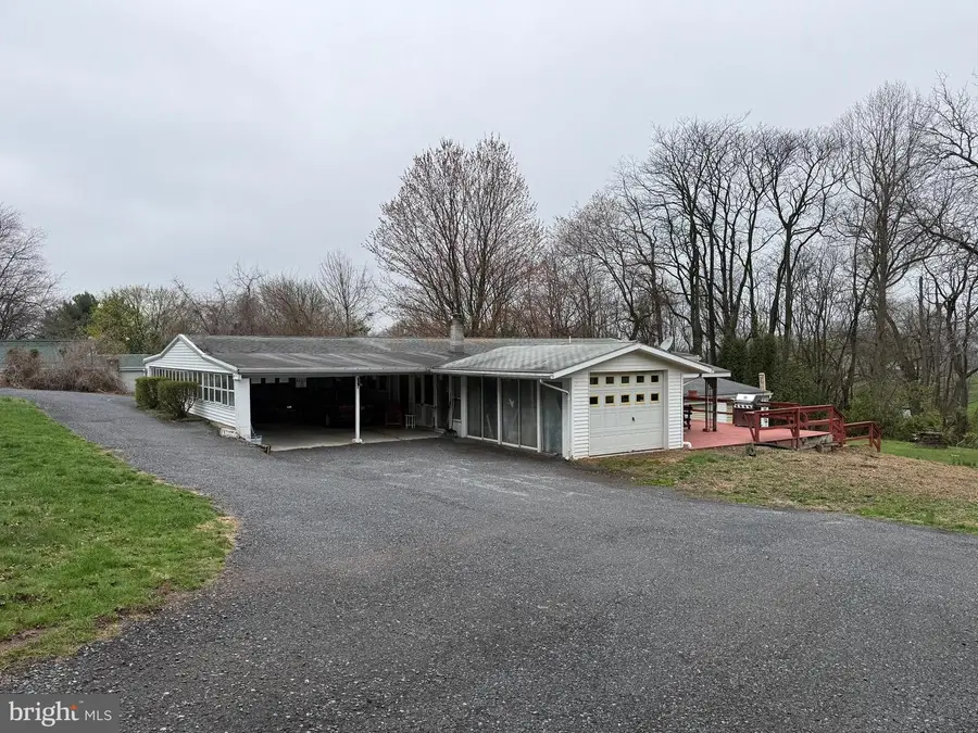 21 Crest Ln, Palmyra, PA 17078 - #2