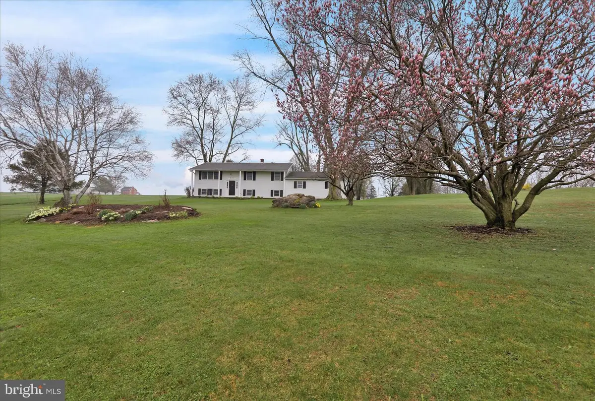 16 Mt Wilson Rd, Lebanon, PA 17042 - #1