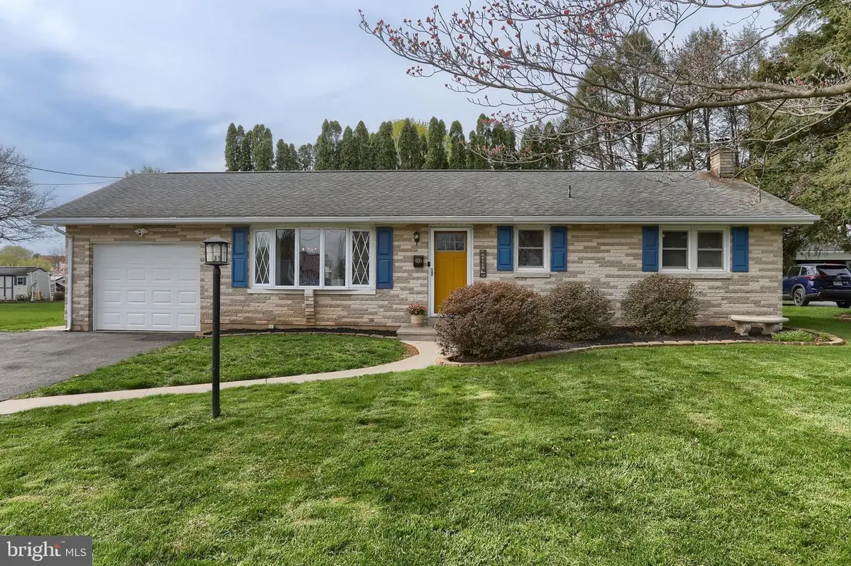406 Wilshire Dr, Cleona, PA 17042 - #1