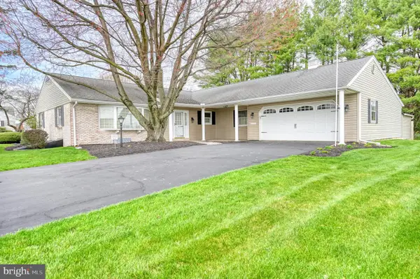 601 N College St, MYERSTOWN, PA 17067