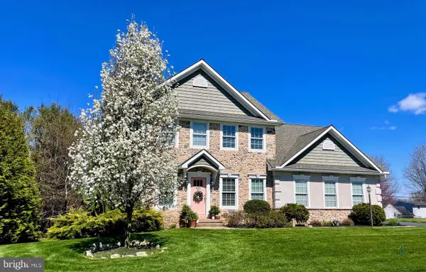 405 Clays Crossing, LEBANON, PA 17042