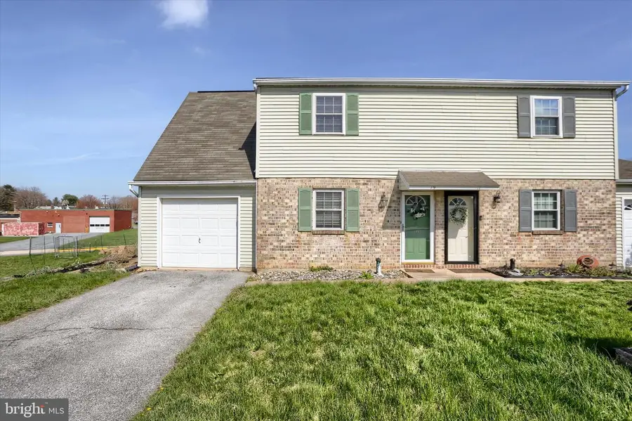 19 Dogwood Ln, Cleona, PA 17042 - #2