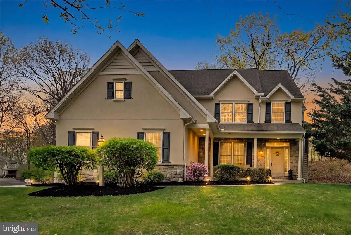 204 Iron Valley Dr, Lebanon, PA 17042 - #1