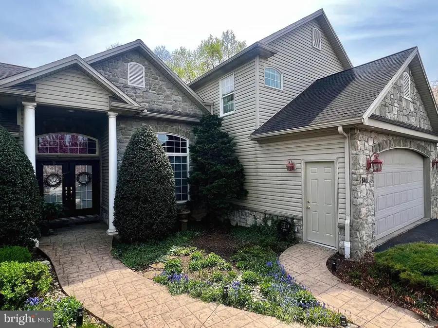 844 Victoria Ln, Palmyra, PA 17078 - #2