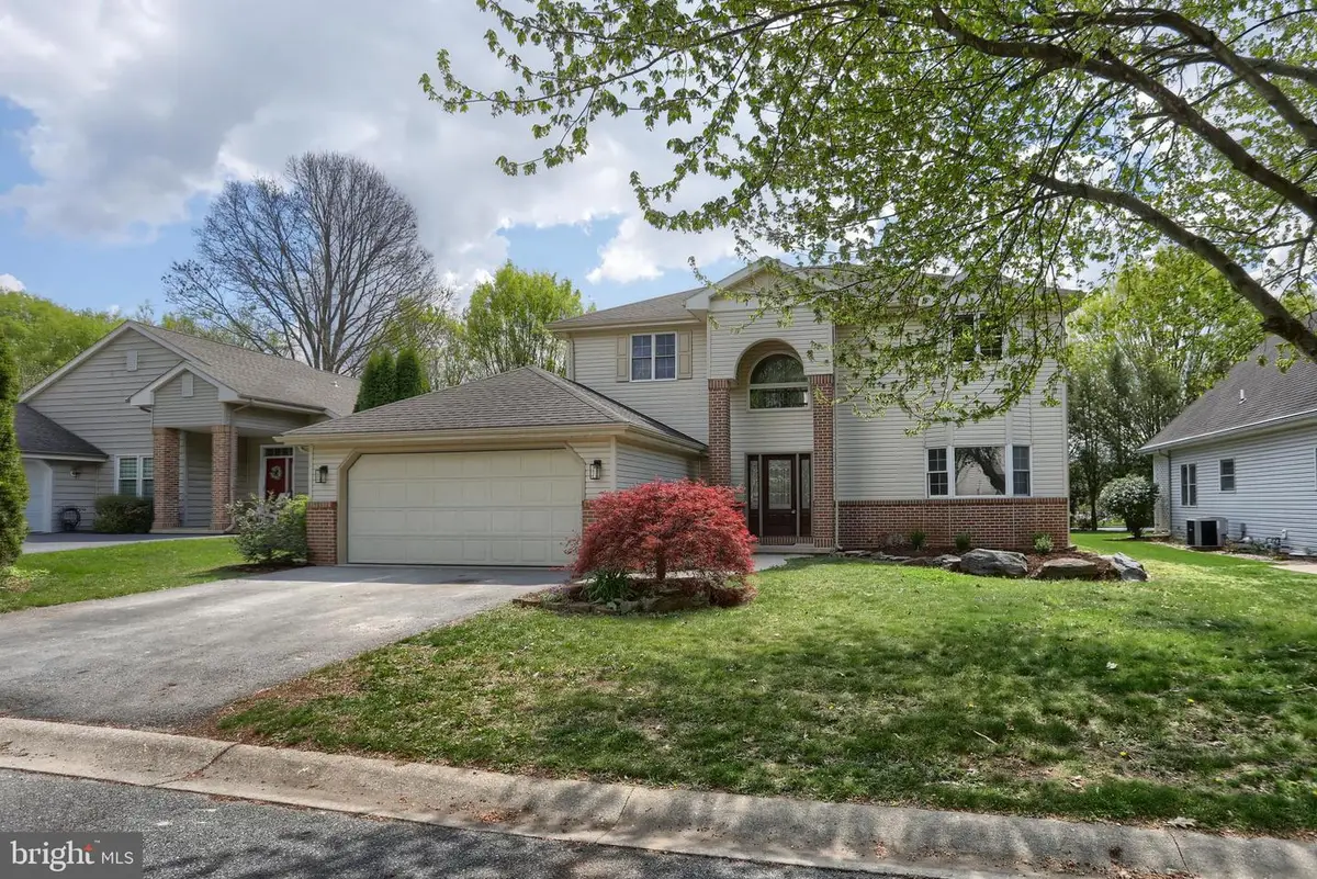 711 Brookside Ln, Lebanon, PA 17042 - #1