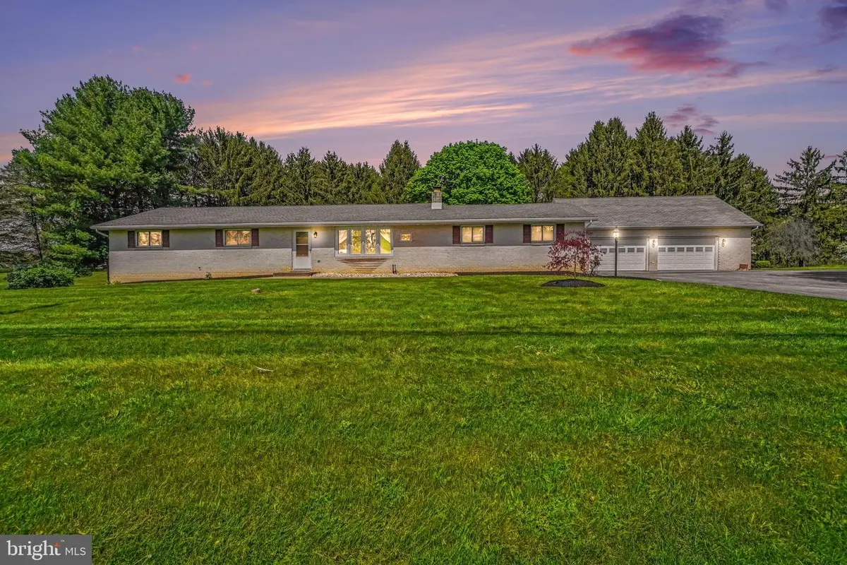 10416 Jonestown Rd, Annville, PA 17003 - #1