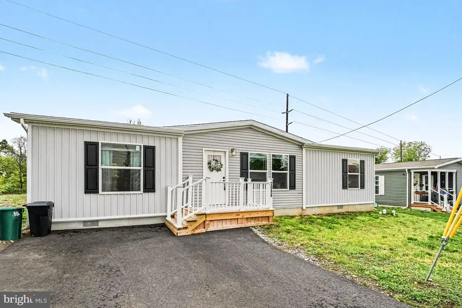 2096 Scull St, Lebanon, PA 17046 - #3