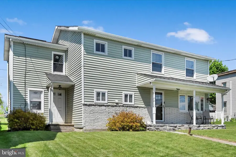 547 W Main Ave, Myerstown, PA 17067 - #2