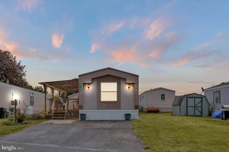 616 Palm City Park, Annville, PA 17003 - #2
