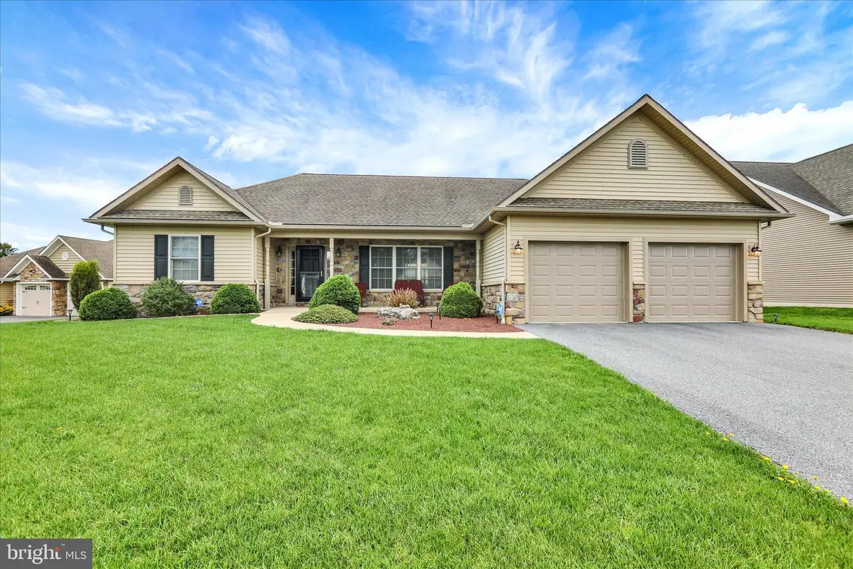 17 Park View Dr, Myerstown, PA 17067 - #1