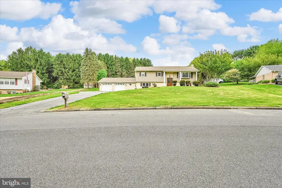 13 Villa Ln, Palmyra, PA 17078 - #2