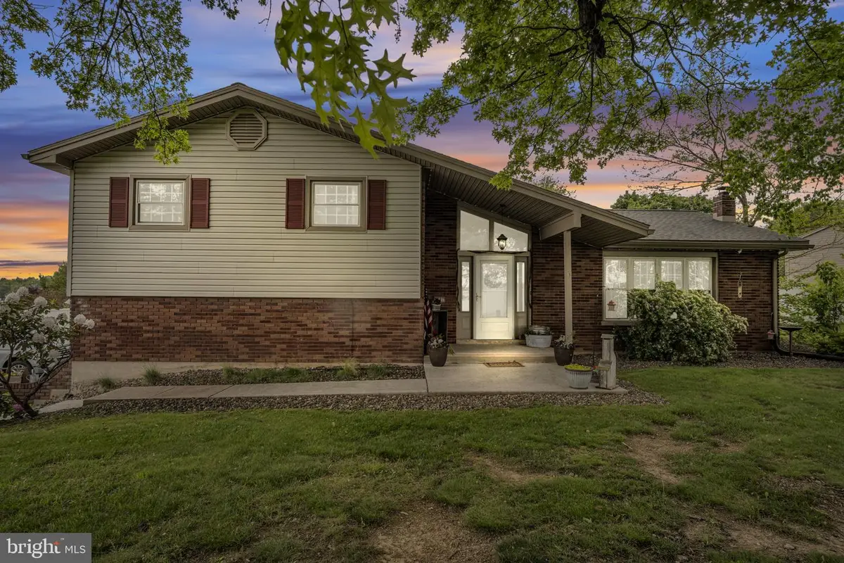 2181 Long Ln, Lebanon, PA 17046 - #1